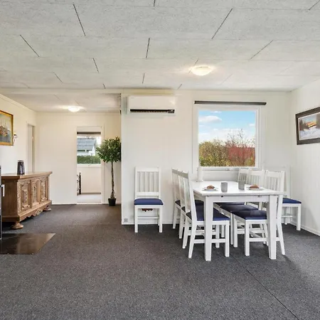 بيت للعطل 4 Bedroom Cozy In Vinderup